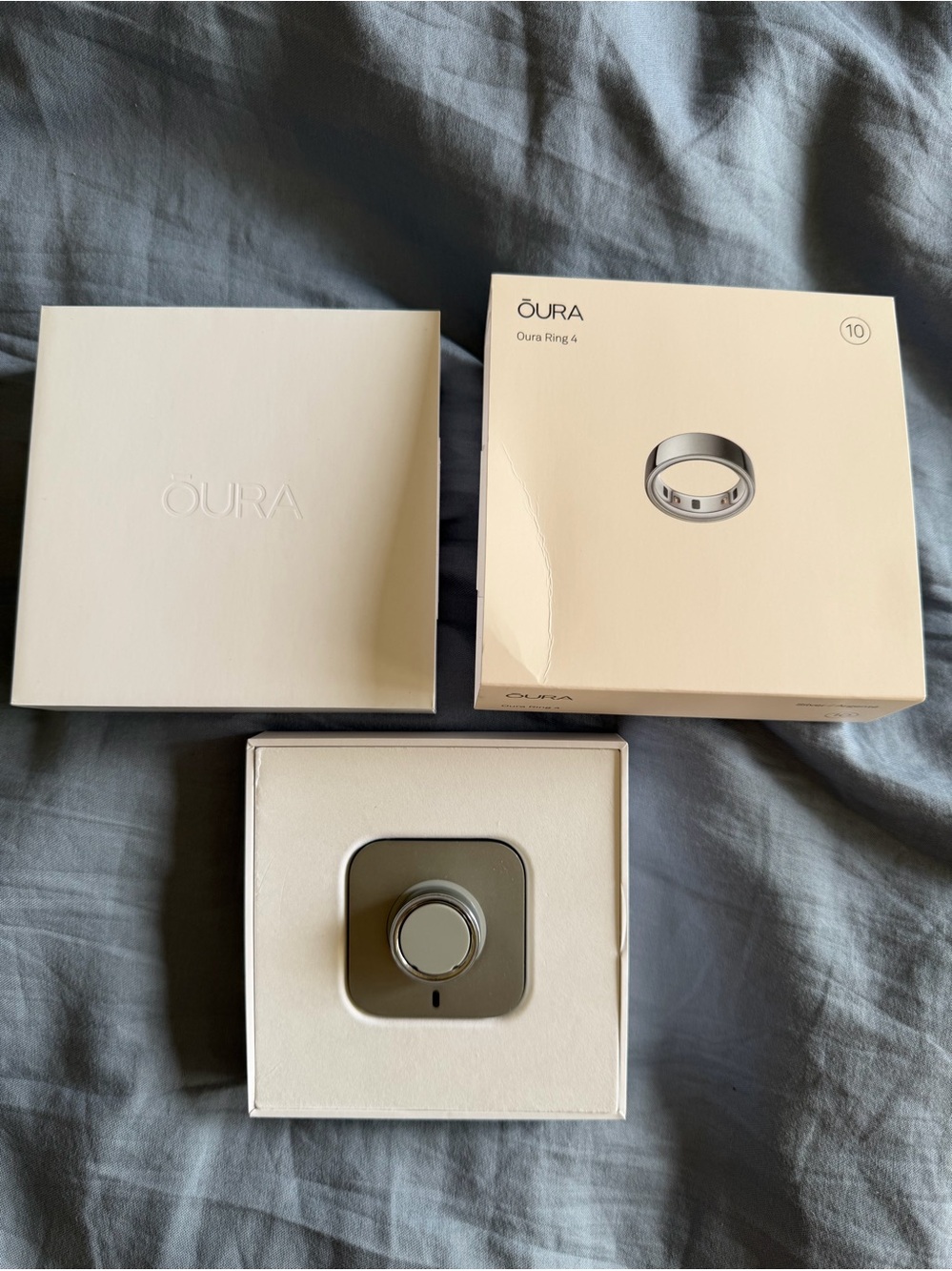 Oura Ring 4 - Silver - Great Condition size 10 - Picture 3 of 7
